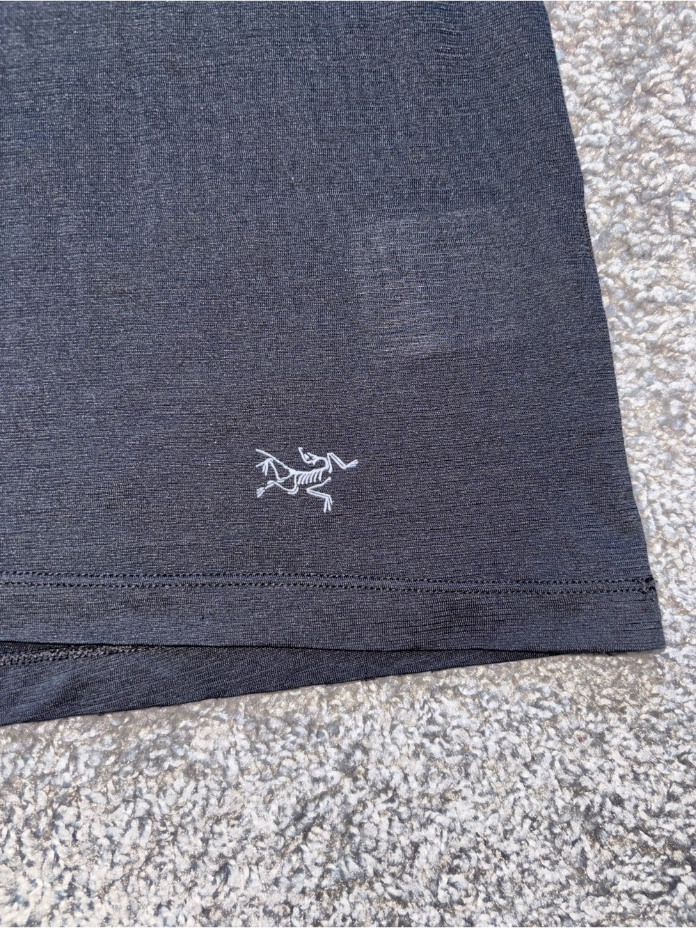 Arc'teryx Taema Tank in Black Heather - Picture 2 of 6